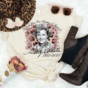 Betty White T shirt